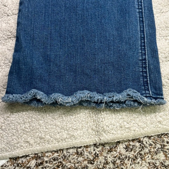 Democracy Flare Jeans Womens 10P Blue Ab technology Scalloped Frayed Hem - Picture 6 of 7